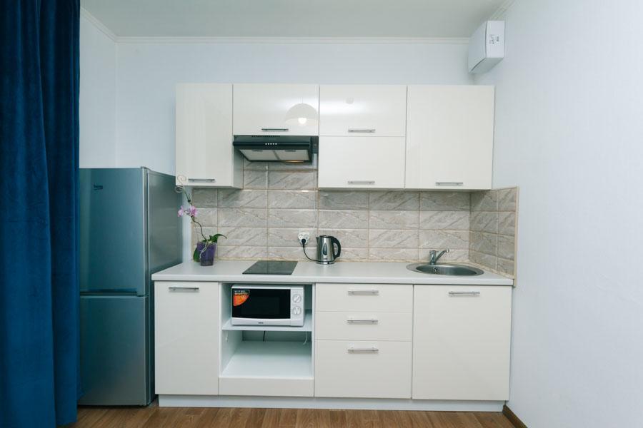 Cozy Apartment On Gmyri 12B Near Metro Poznyaki Kiev Exteriör bild